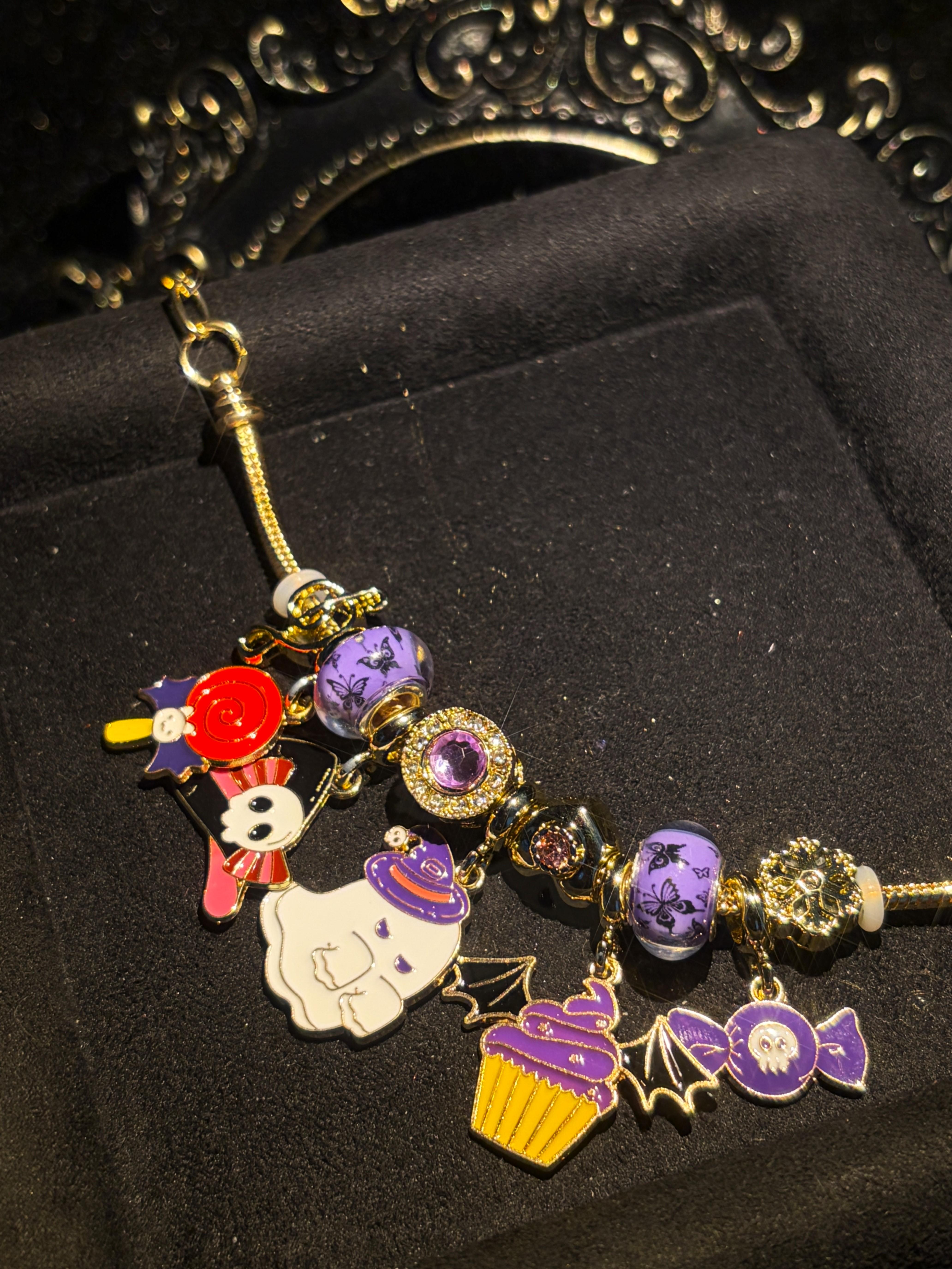 Halloween Multi-Charm Enamel Snake Chain Bracelet, Decorated with Ghost, Bat, Cupcake, Candy, Skull, Stackable Fashion Costume Jewelry Gift for Holiday Occasions Halloween Multi-Charm Enamel Snake Chain Bracelet, Decorated with Ghost, Bat, Cupcake, Candy, Skull, Stackable Fashion Costume Jewelry Gift for Holiday Occasions