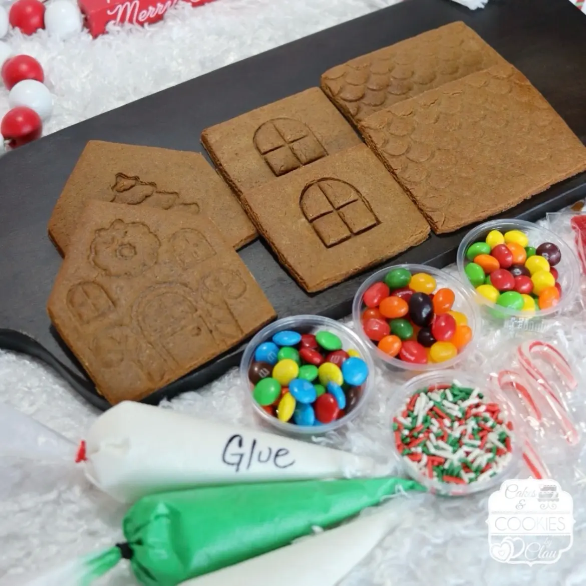 Christmas Gingerbread House Kit