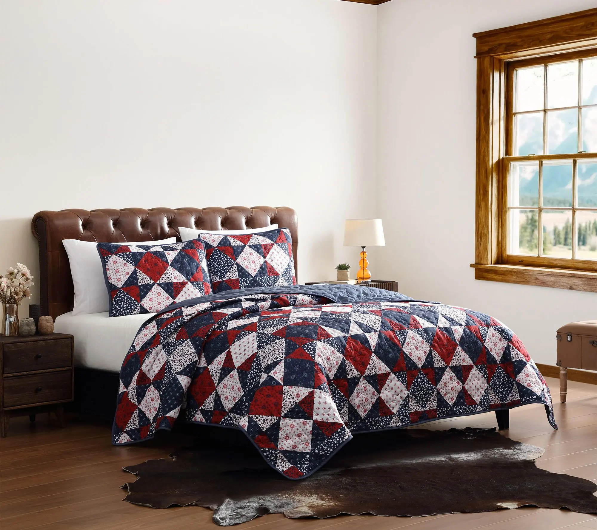Wrangler Rodeo Patchwork Reversible Blue/WhiteKing Quilt Set