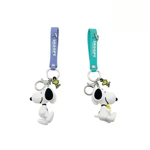 MINISO Snoopy Cute Plush Keychain Silicone Car Couple Key Pendant Backpack Small Charm Creative Key Ring