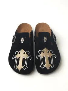 Clogs  slip-on shoes， Cross Men's Mule Shoes, Cowhide Leather Upper, Rubber Sole, Embroidered Design, Casual Style, Spring & Fall Footwear, Stylish Punk Clogs