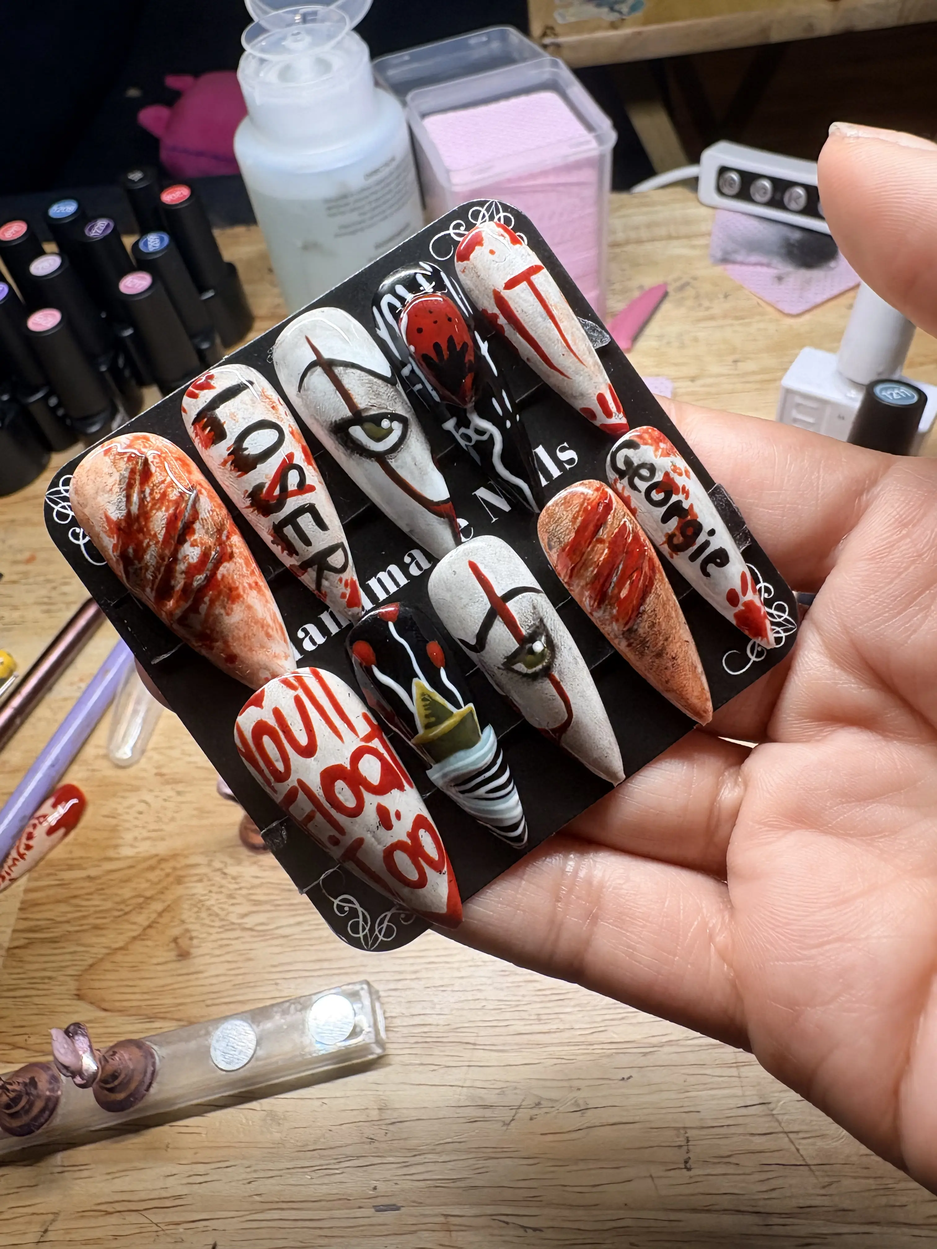 Pennywise IT nails