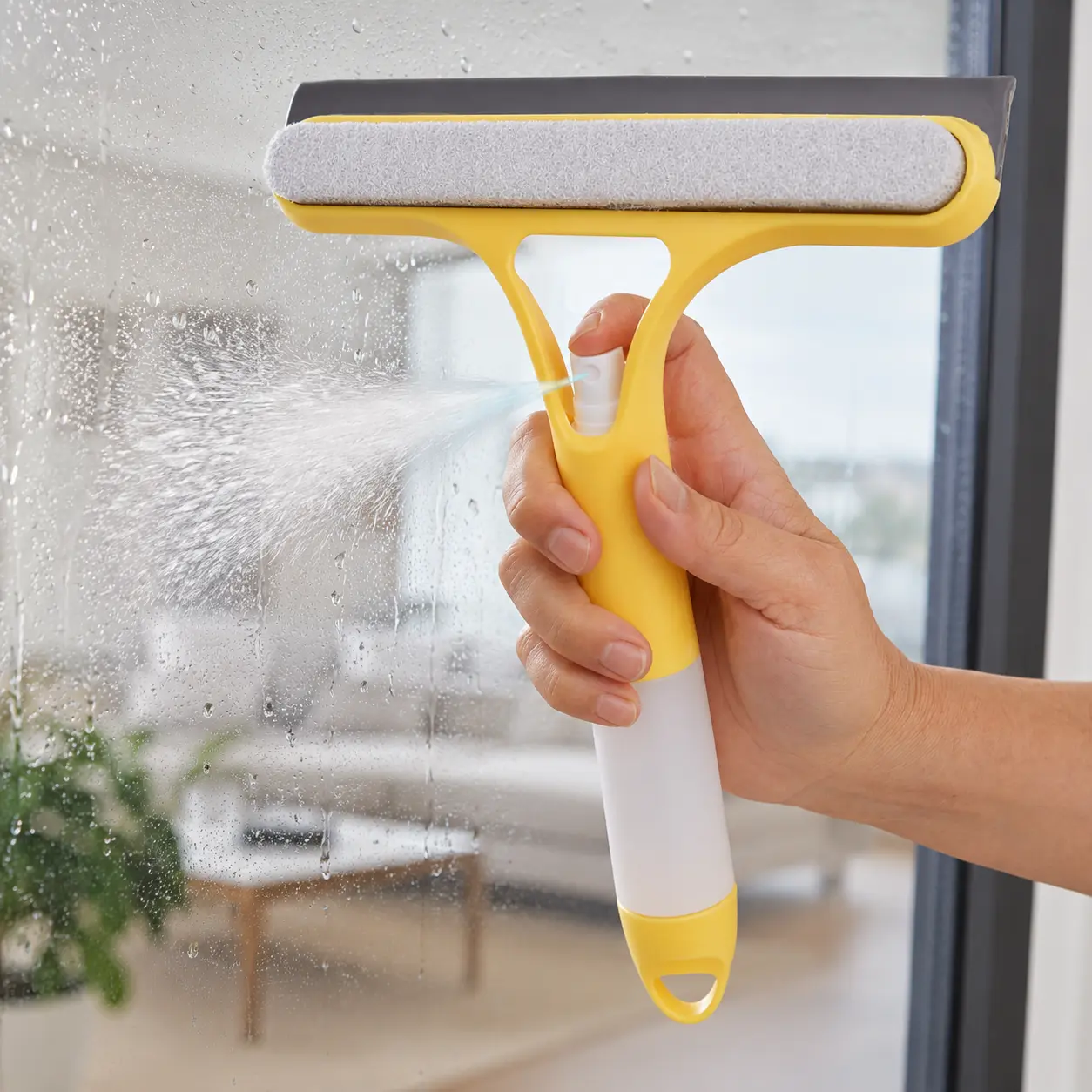 3 - in - 1 Window Cleaning Toolkit: Squeegee + Spray + Brush for Glass/Doors/Mirrors