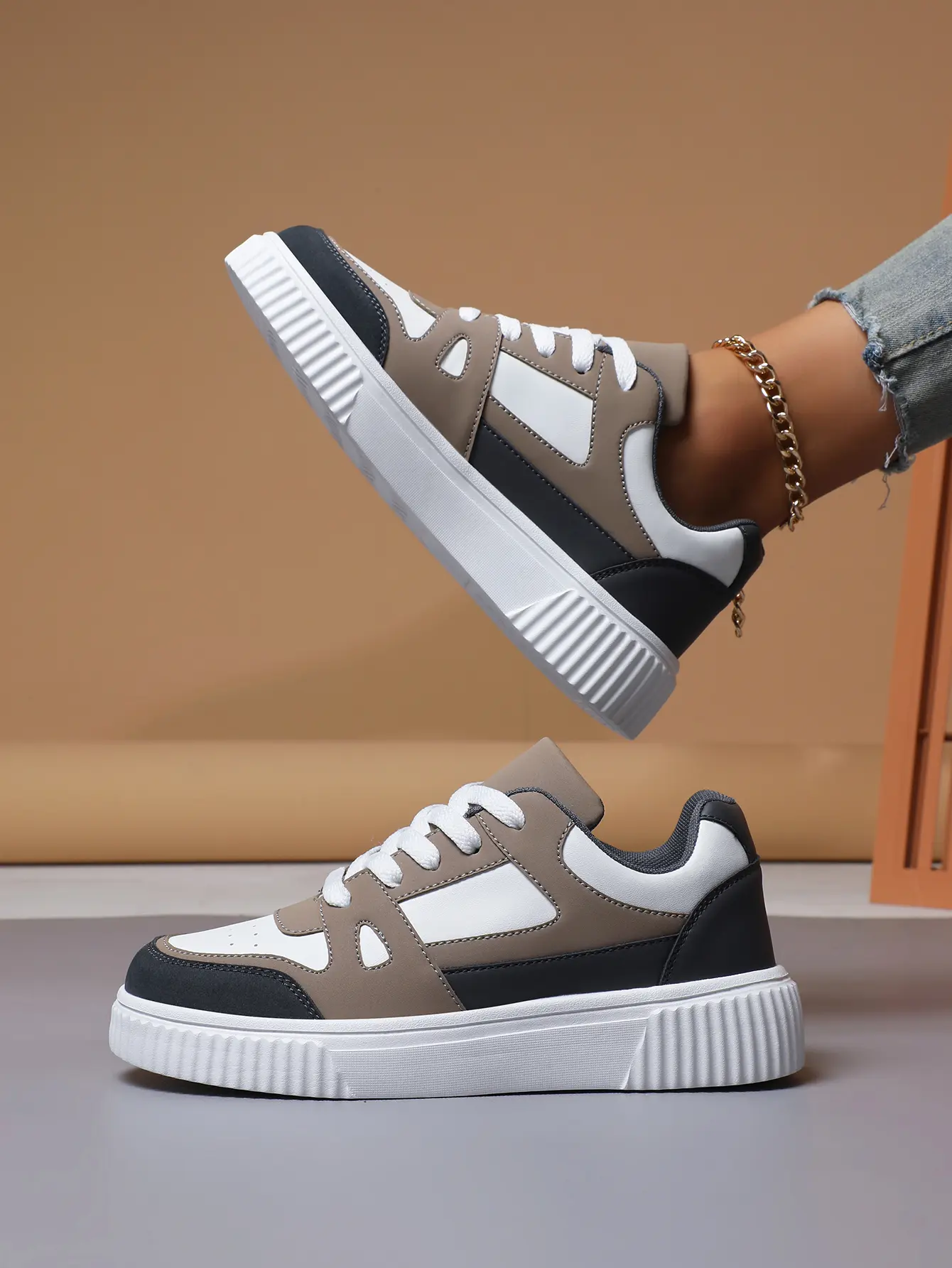 Women's Colorblock Platform Sneakers, Retro Sporty Chic Slip-On Knit Fabric Trainers, Lightweight Athletic Walking Shoes, Footwear, Cloth, Low Top, Simple Fits, Breathable Mesh, Daily Wear, Platform Sole, Casual, Lightweight Platform Boost
