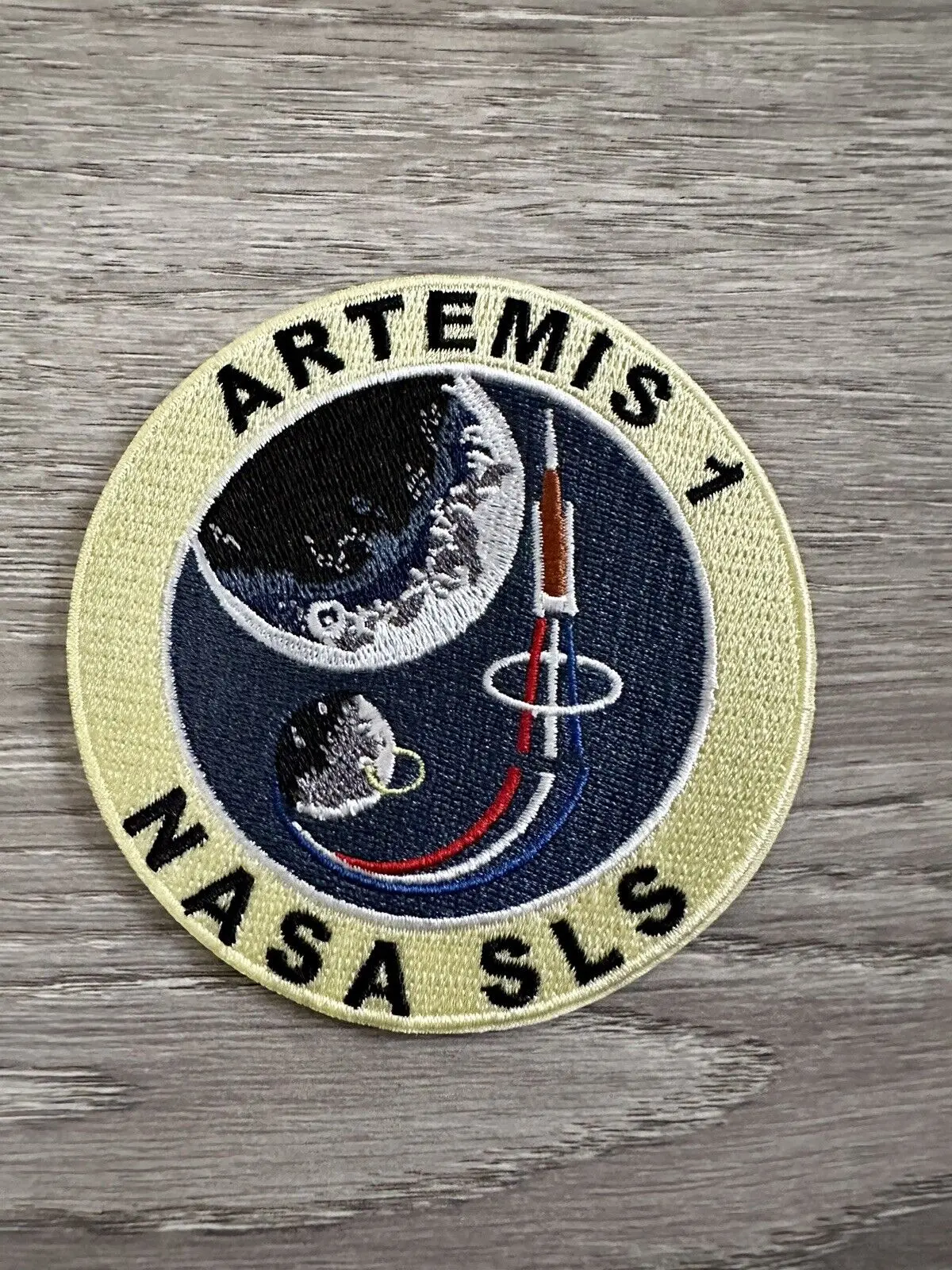 ARTEMIS 1 PROGRAM - NASA SLS MOON JUMP ASTRONAUT MISSION PATCH - 3.5