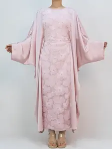 Middle Eastern Muslim Women's Kaftan, Satin Solid Color Batwing Sleeve, Flower Beaded Abaya for All Seasons, Elegant Loose-Fitting Dress
