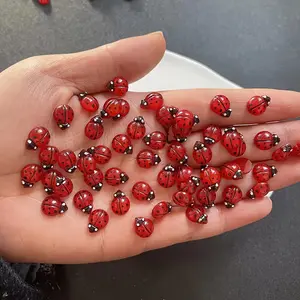 50 Glow-In-The-Dark Ladybug Beads, Resin Craft Decorations, DIY Mix Beads, DIY Jewelry Making Supplies, Creative Project Pendant for Crafts, Gifts, Home Decor, DIY Beading Accessories, Bead Set, Beads Charms