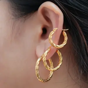 Women’s 3-Pair Vintage Twisted Hoop Earrings, Gold-Plated Stainless Steel Stackable Hoops, Minimalist Twist Clasps, Unisex Studs, Earring for Women, Daily & Party Jewelry, Valentine’s Gift Accessories