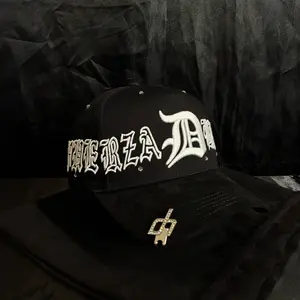 Dandy Hats x Fuerza Regida,Crystals