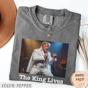 The King Lives Trump Trump Elvis Shirt