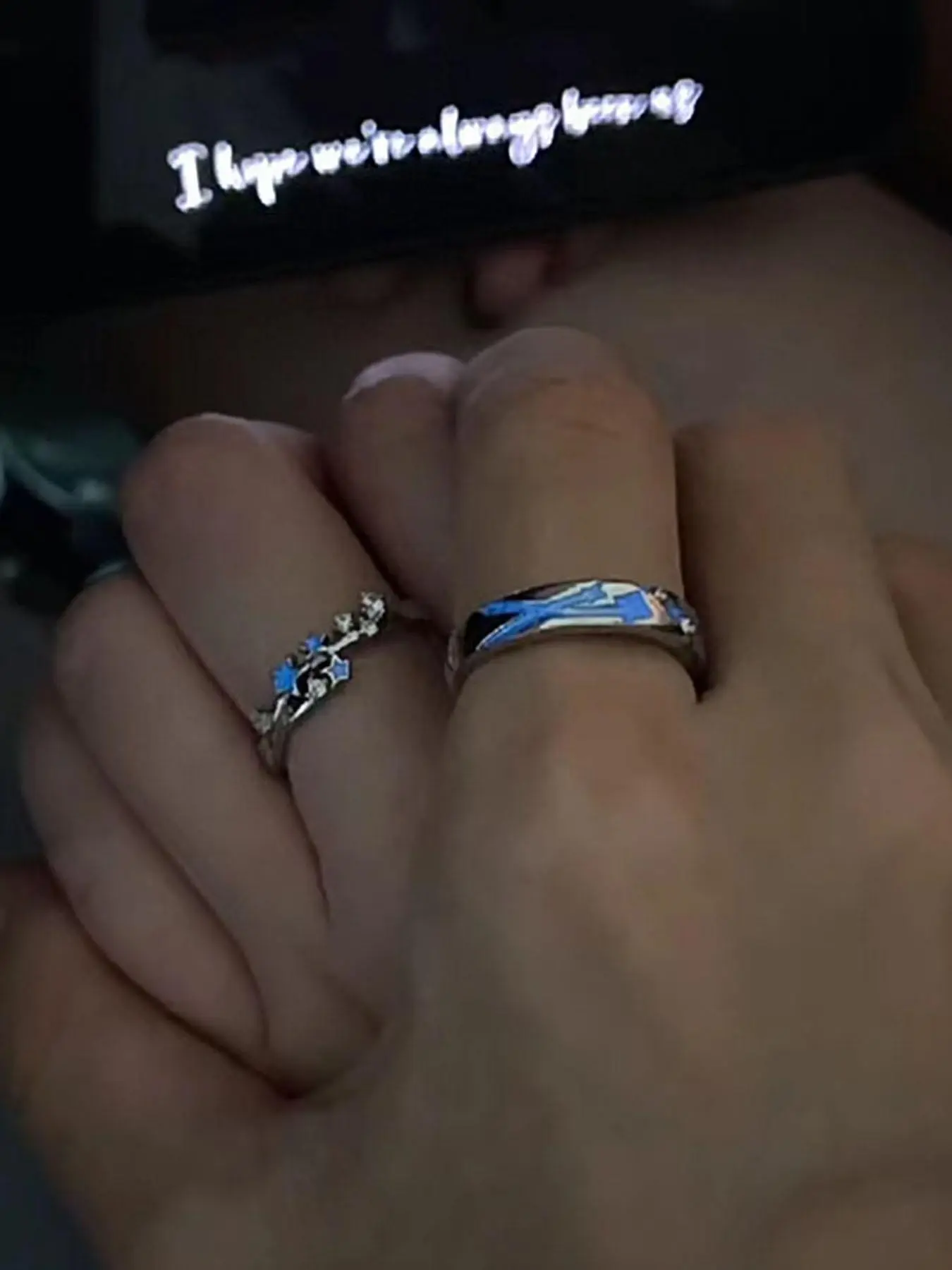 Unisex Glow-In-The-Dark Star Couple Rings, Punk Aesthetic Jewelry, Party Gift, Men's and Women's Night Glowing Finger Ring