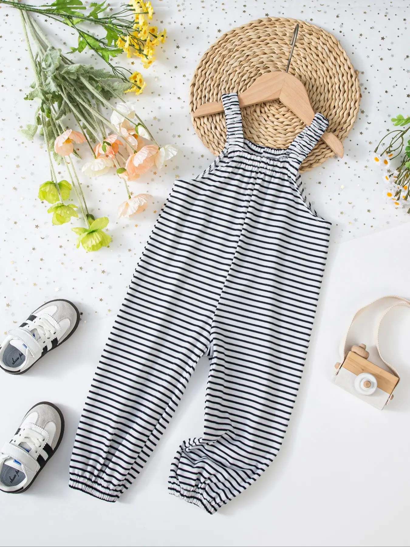 Girls' Summer Striped Jumpsuit with Ruffle Detail - Toddler Outfit, Baby Girl Clothes, Baby Clothing, Black & White Vertical Stripes, Sleeveless, Elastic Waistband, Loose Fit, Outdoor Activities, Casual Wear, Comfortable Fit