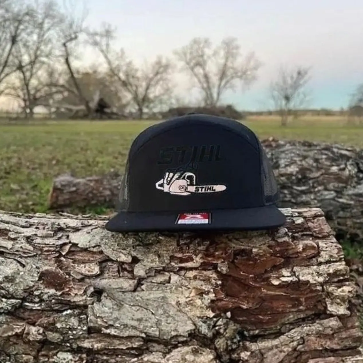 Chainsaw Logging Hat Black Arborist Graphic 7-Panel Trucker Cap, Retro Logger Outdoor Flat Bill Snapback, Gift for Logger Dad Men