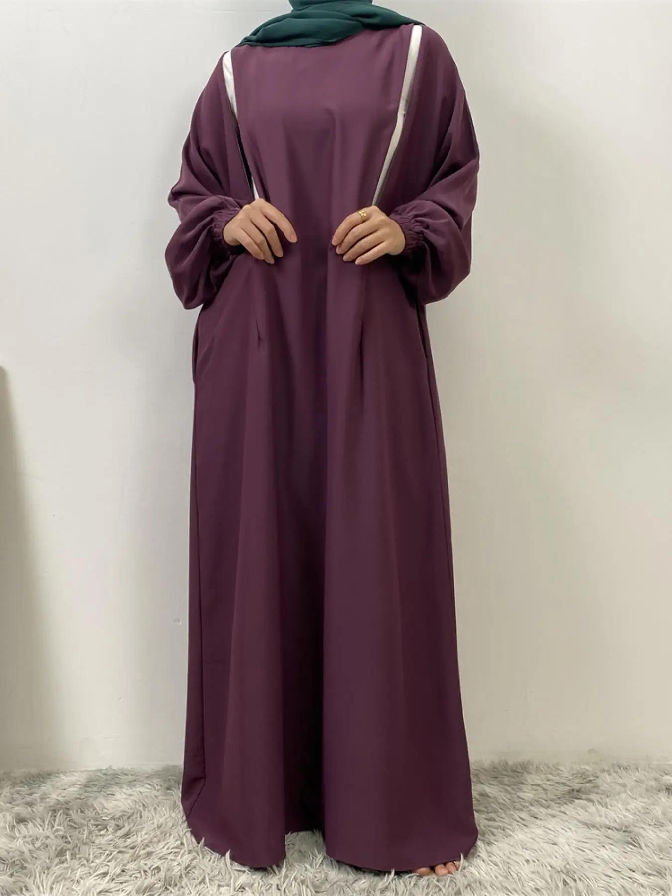 Fashion Muslim Front Zip Breastfeeding Dress, Loose-Fitting Woven Fabric, Modest Style for All Seasons, Suitable for Women Aged 55+, Nursing Clothes