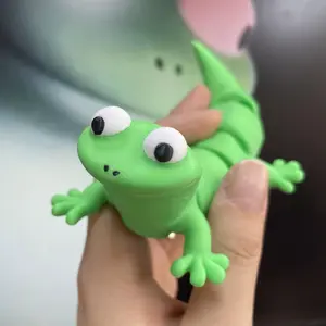Cute Flexi Lizard Mini Desk Decor 3D Printed Articulated Figure