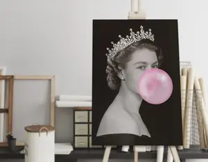 Queen Elizabeth Platinum Jubilee Art , Bubblegum Wall Art, British Royal Family Poster, Urban Wall Decor