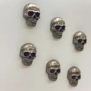 6PCS Gothic Skull Stainless Steel Refrigerator Magnets, Unique Halloween & Gothic Theme Decor, Detailed Skull Design, Metal Wall Art Decoration, Refrigerator Decorating Magnet, Fridge Magnet