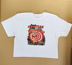 Hooters Hunt Club Cropped Top T-shirt.