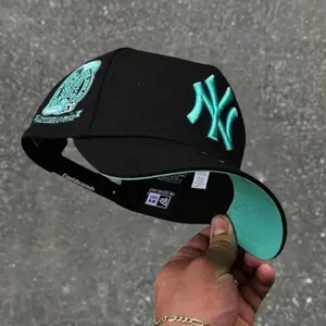 New  Era  New  York  Yankees pink  MLB  Cap  -  Adjustable  Classic  Baseball  Hat