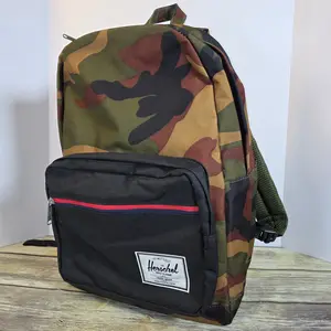 NWT New Herschel 15" Pop Quiz Camoflauge Black Backpack