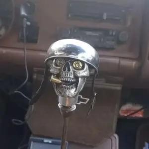 Skull Soldier Grip Car Gear Shift Lever, Trendy Automotive Accessory, Durable Design, Perfect for Vehicle Enthusiasts