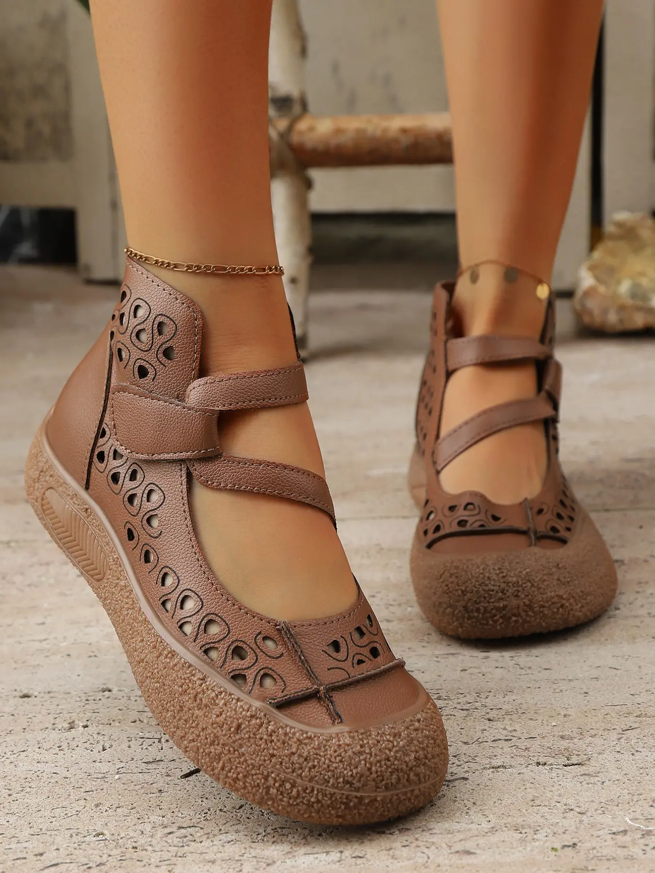Women's Retro Hollow Out Breathable Flat Shoes, Summer Flat, Slip On Flats, Slip On Shoes, Comfortable Casual Footwear, Stylish Plain Design, Ideal for Daily Wear