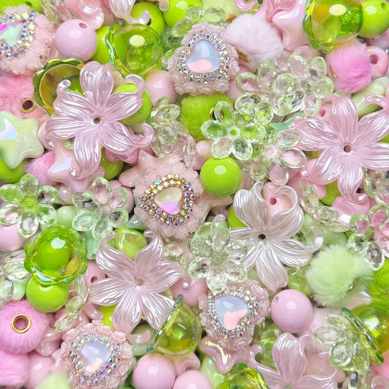 【DADAFA Beads B】Classic Color Theme Halloween Christmas Festival Gorgeous DIY Loose Acrylic Beads Pendants Mix DIY Craft Decorations For Jewelry Making Beadable Pen Phone Chain Keyring Supplies Earrings Bracelet Necklace Accessories Home Decor Charms