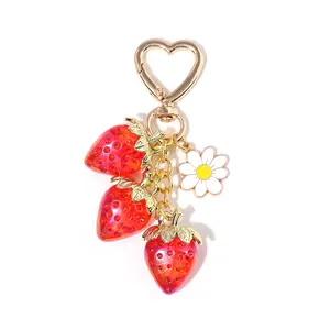Cute Strawberry Design Sparkly Bag Charm, Fashionable Bag Keychain for Women & Girls, Trendy All-match & Exquisite Bag Charm for Birthday Gift, Purse Accessories Smartphone