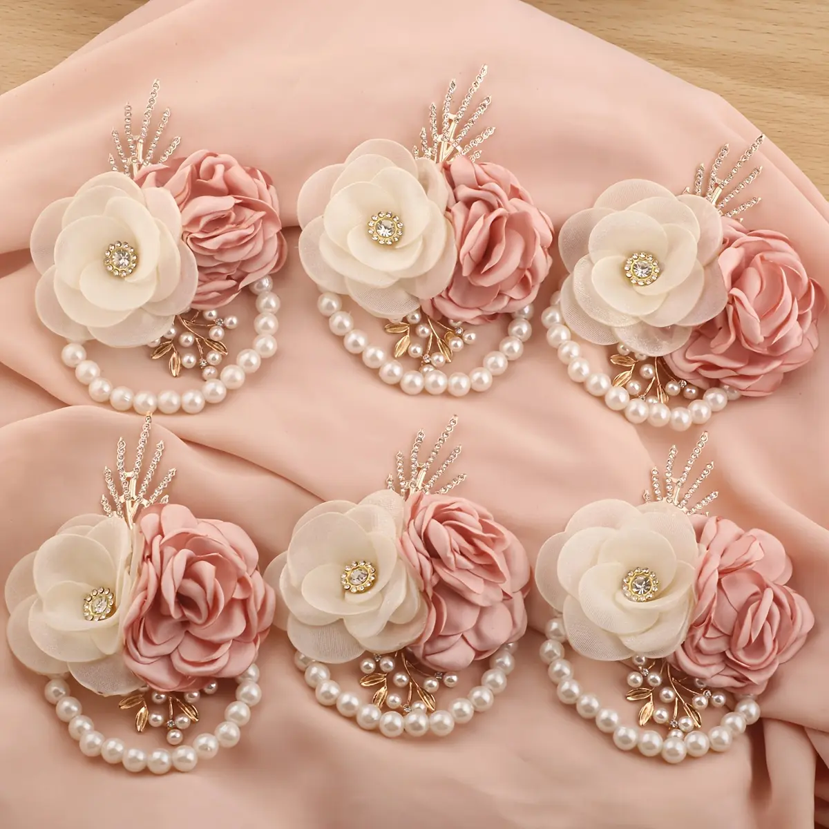 6pcs Romantic Pink Flower with Milk Gauze Rose Bridesmaid Wrist Flower Handmade Golden Leaf Rhinestone Wedding Party Evening Prom Season Valentine'S Day Elastic Pearl Wrist Flower Additions Corsage For Prom