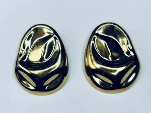 DIVINE FEMME GOLDEN EGG EARRINGS