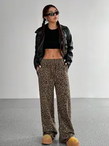 Women's Leopard Print Wide Leg Statement Pants, Elastic Drawstring Waist, Side Pocket Design, Casual Loose Fit Woven Fabric for All Seasons