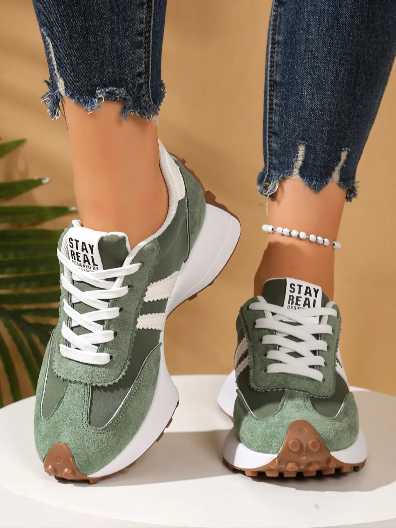 Women's Non-Slip Casual Sports Shoes for Gym and Running, Breathable Lightweight Outdoor Sneakers, Comfortable Couples Training Shoes, Slip Resistant Sneakers