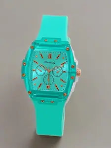 Trendy and fashionable three eyed men's watch, wine barrel silicone quartz watch, Analog Watch