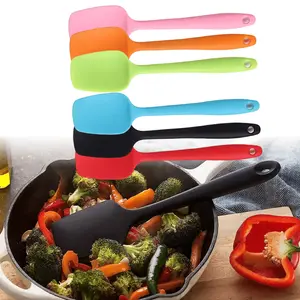 6pcs Silicone Spatulas, 8.2 inch Small Rubber Spoon Spatula Heat Resistant Seamless One Piece Design Non-Stick Spoonula Flexible Scrapers Baking Mixing Tool
