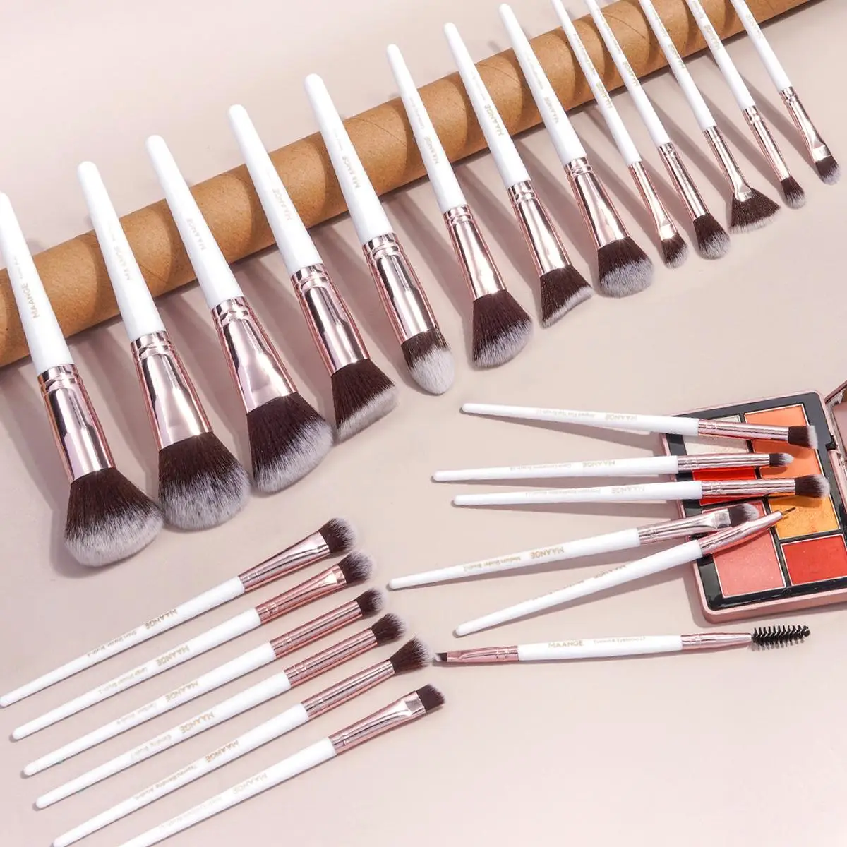 Makeup Brush Set, Versatile Cosmetic Brushes with Soft Bristles & Comfortable Grip for Beginners, Professional Makeup Tools for Women