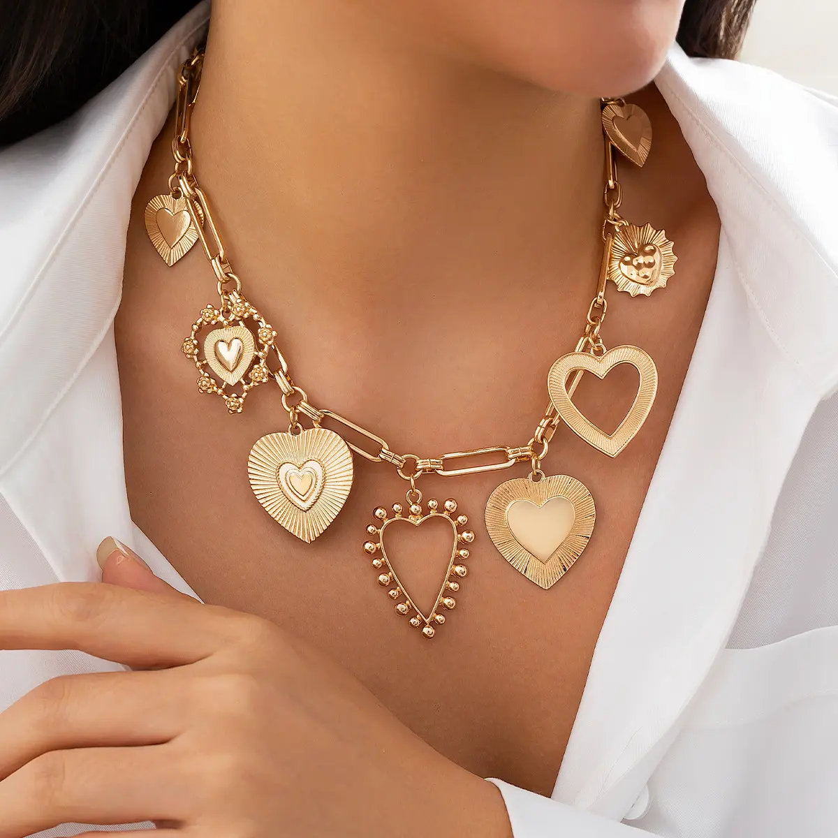 Woodberry Chunky Heart Paperclip Chain Necklace for Women, Gold Plated Punk Style Jewelry with Hollow Pendants, Stackable Stylish Accessories, Heart Shaped Necklace, Gold Plated Necklace