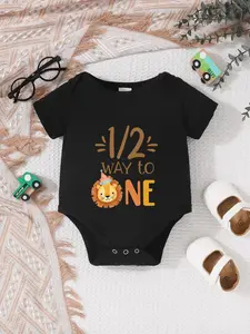 Newborn Summer Short Sleeve Triangle Onesie, Unisex Baby Lion Print Romper, Cute Half Birthday, Fitted Style, Baby Clothing