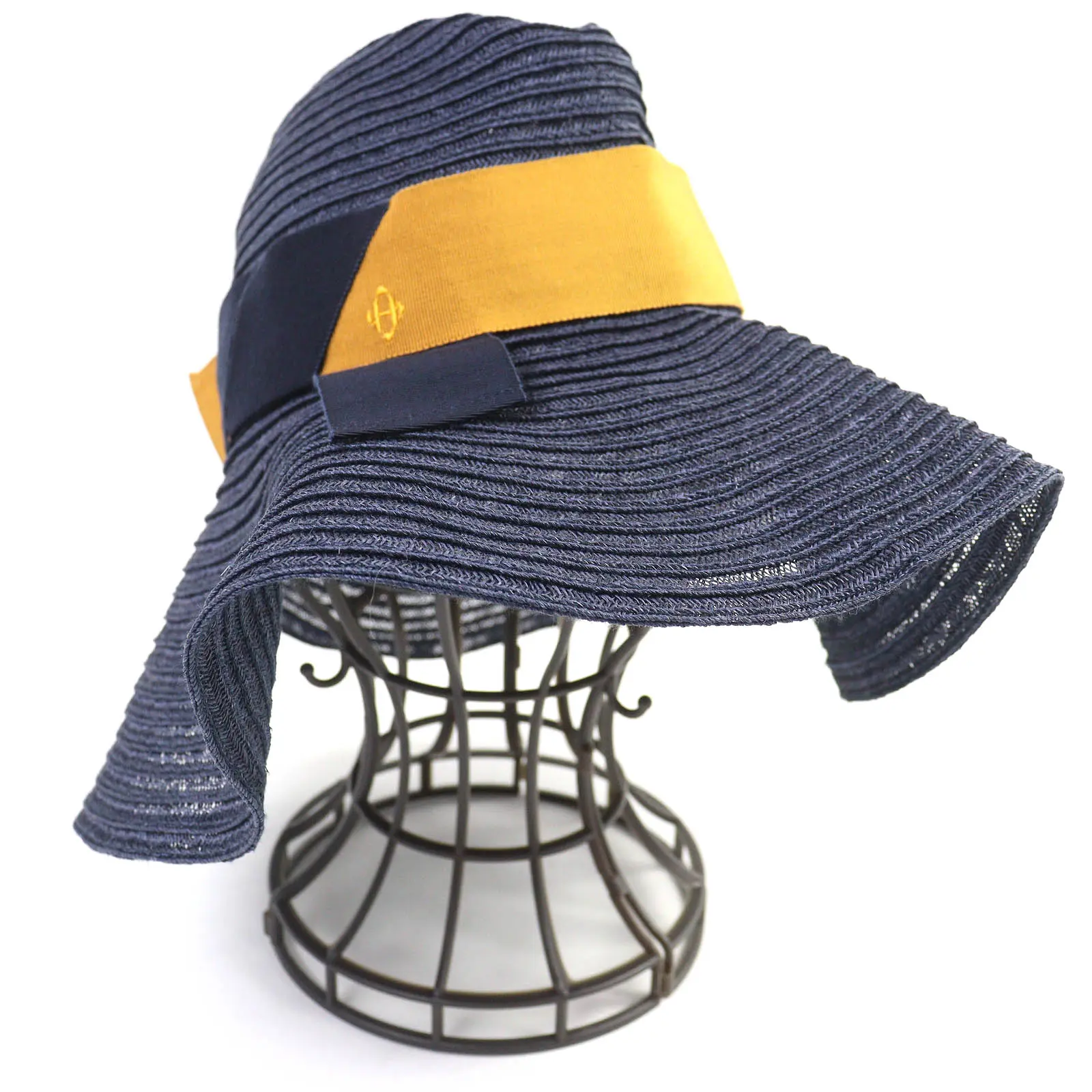 Pre-owned HERMÈS Straw Small Leather Goods Hermes Hat