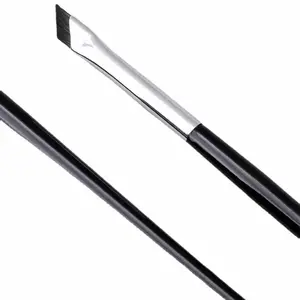 Angled thin liner precision brush