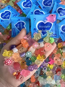 20pcs/50pcs  Mini Glowing Animal Resin Model In The Dark, Surprise Mystery Bag Dollhouse Decoration, Fairy Tale Garden Decoration, Birthday Party Gifts, Handicrafts, Decorations, Resin Animal Sculpture