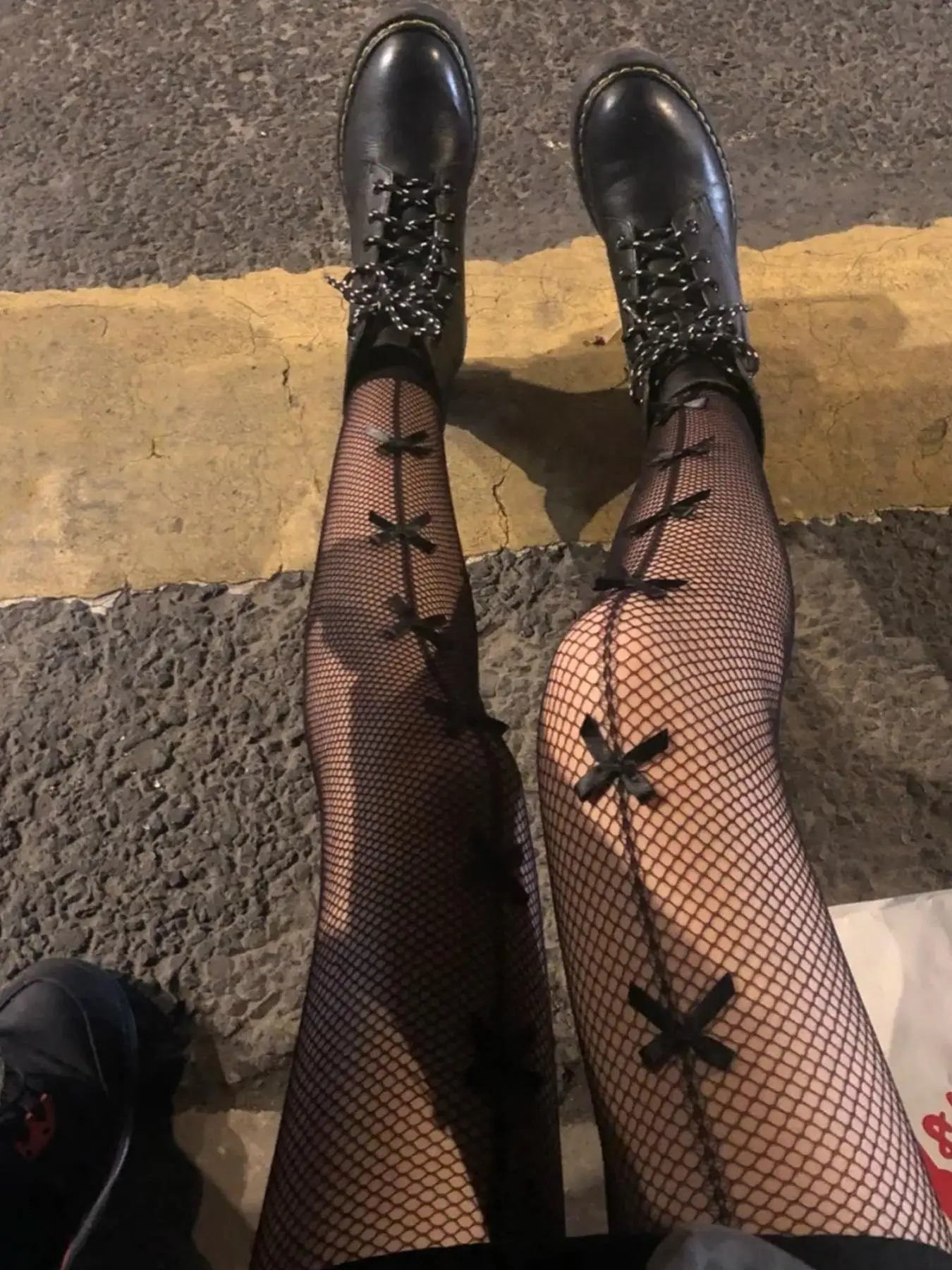 Women's Bow Decor Fishnet Tights, Hollow Out Pantyhose for Ladies, Black Sheer Mesh Stockings for Costume Dance Party, Women's Socks & Hosiery