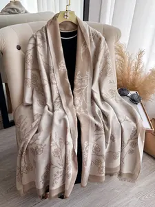 Women's Fashionable Elegant Printed Square Scarf, Soft Comfortable All-Season Shawl, Vintage Versatile Accessory for Daily Wear Floral Print, Textured Blanket Scarf