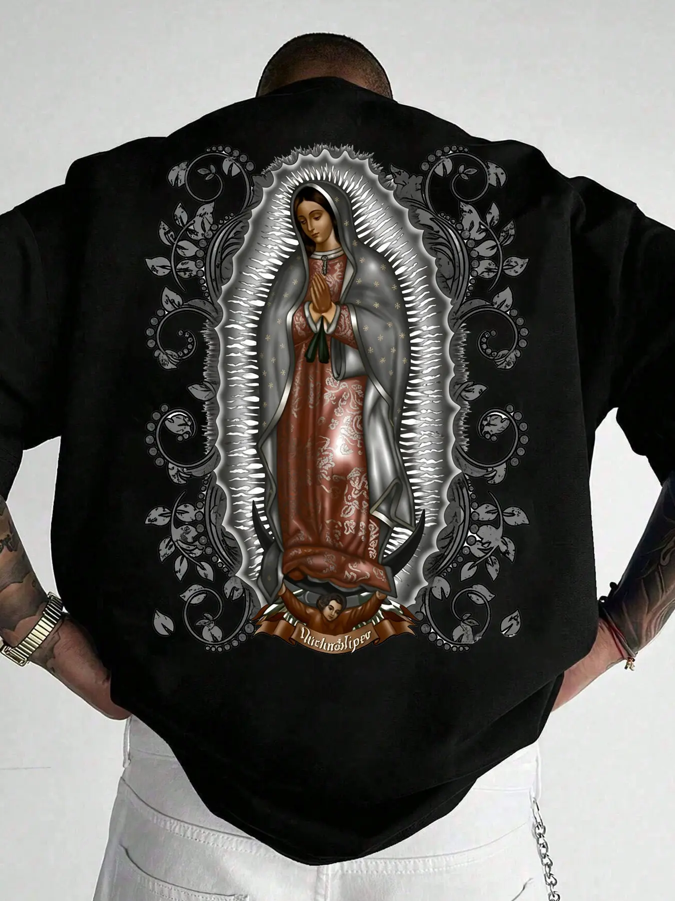 1 Piece Men‘s Virgin Of Guadalupe Geometric Graphic Cultural Aesthetic Short Tee, Vintage Streetwear Style with Unique Print and Breathable, Cool Fitted Top for Parties and Casual Wear