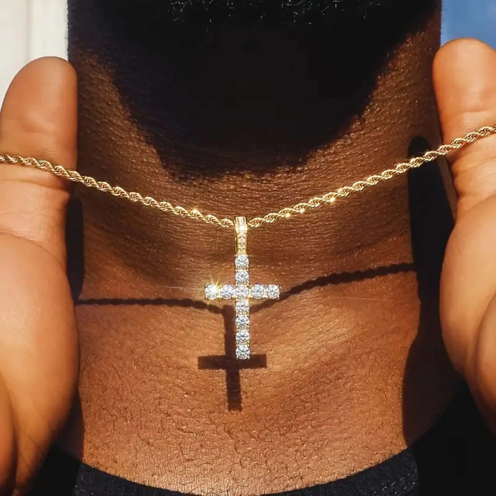 Zircon golden cross pendant necklace hip-hop men and women daily versatile couple birthday anniversary gift party jewelry y2k