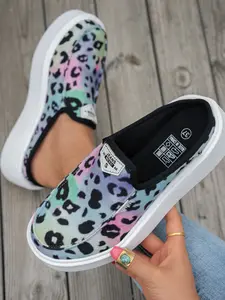 Leopard Print Low Top Casual Shoes, Slip-On Board Sneakers, European and American Fashion Trendy Half Sandals, Women's Footwear, Multicolored Leopard Print, Footwear Slipon