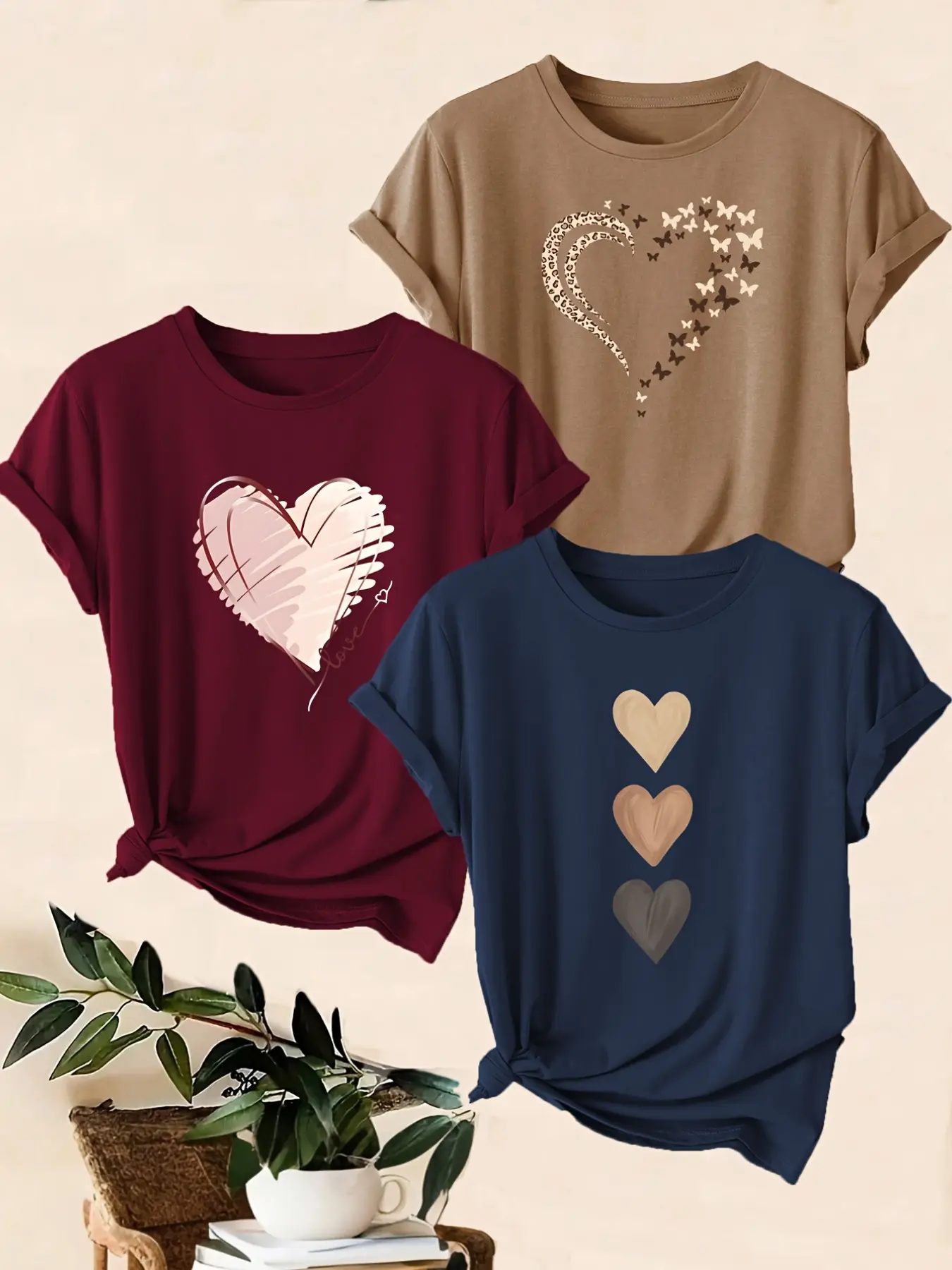 Women's 3-Piece Heart Print Casual Sporty Everyday Fit Round Neck Short Sleeve T-Shirt, Versatile Fashion Top, Must-Have for Fashion Lovers, Womenswear, Lady, Casual Tee Tops