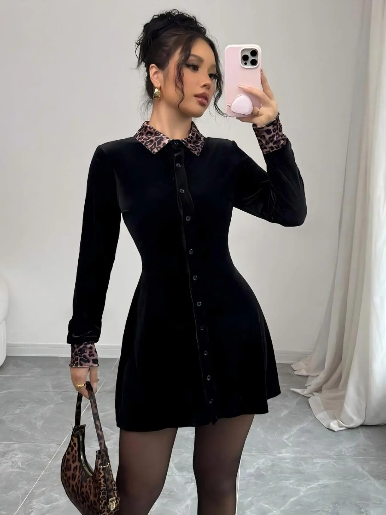 Elegant Leopard Print Velvet Long Sleeve Dress, Slim Fit Women's Clothing for Autumn Winter, Romantic Simple Chic Style Ladies' Fashion, Womenswear
