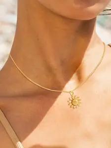 Sunflower Pendant Necklace, Stainless Steel Jewelry for Party, Daily Clothing Decor, Trendy All-match & Exquisite Jewelry for Birthday Gift with Box