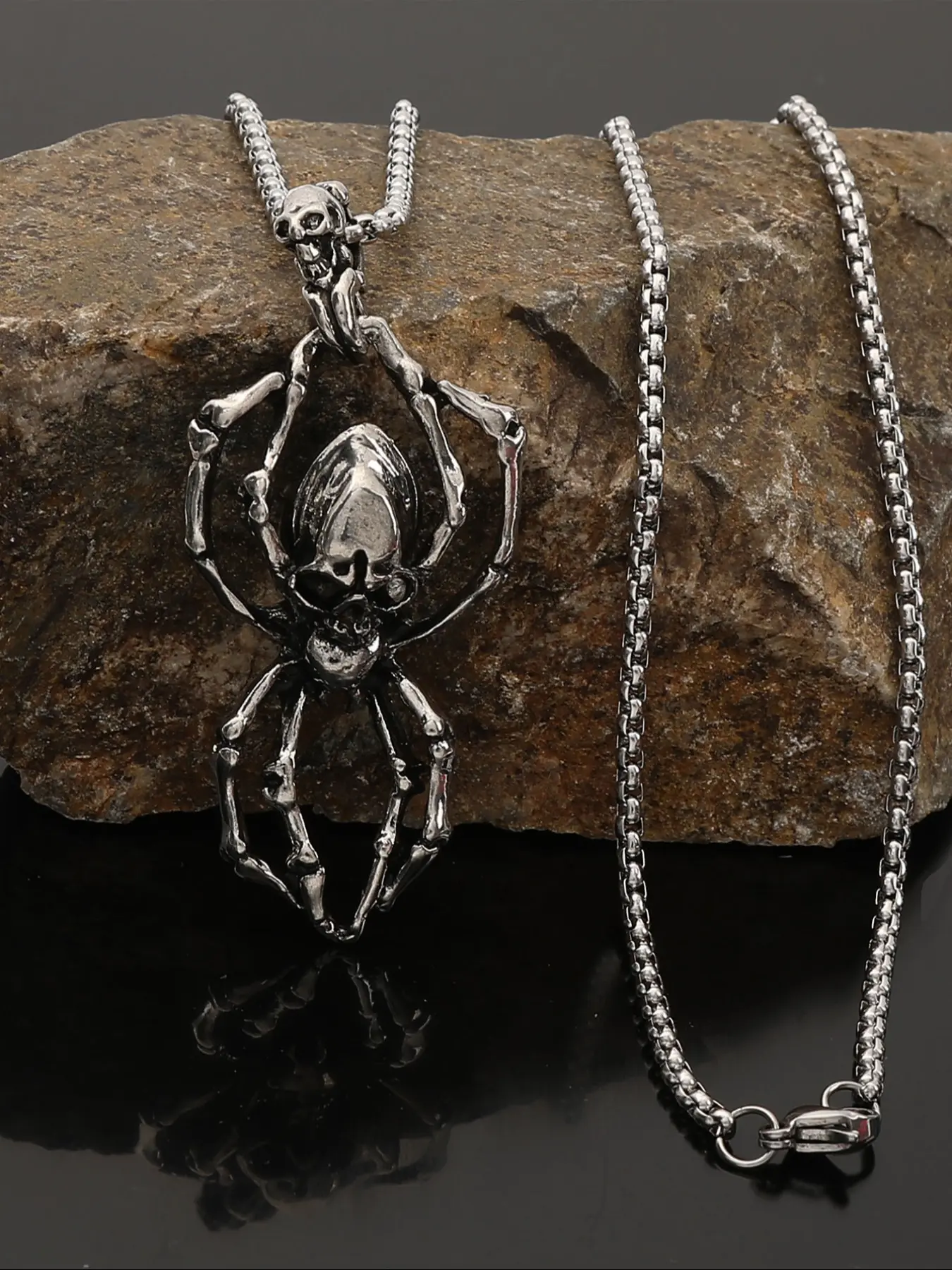 Vintage Gothic Stainless Steel Skull Spider Pendant Necklace Chains, Stylish Men's Nordic Viking Norway Style Accessories, Ideal Gift for Valentine's Day & Birthdays