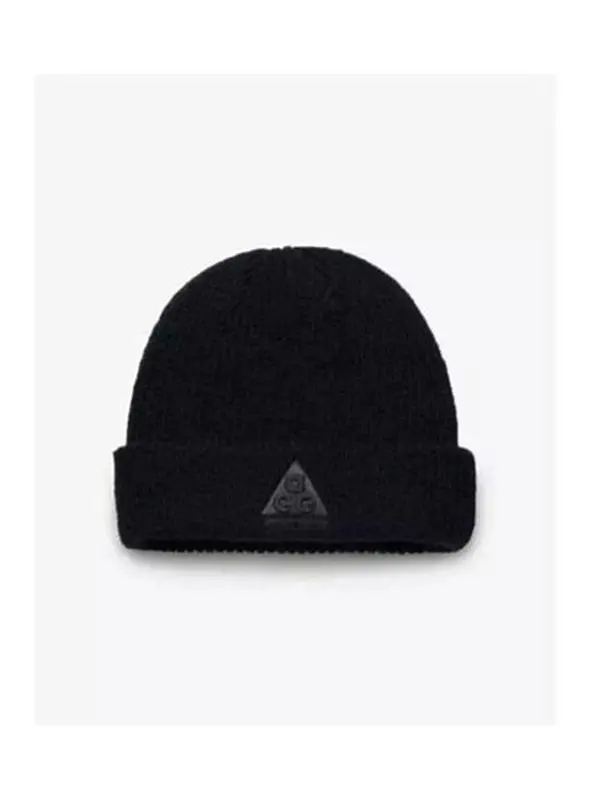 Nike ACG Fisherman Fashion Beanie - Black/Black, Unisex Fitted Winter Hat, Durable Stretch Material for Men & Women